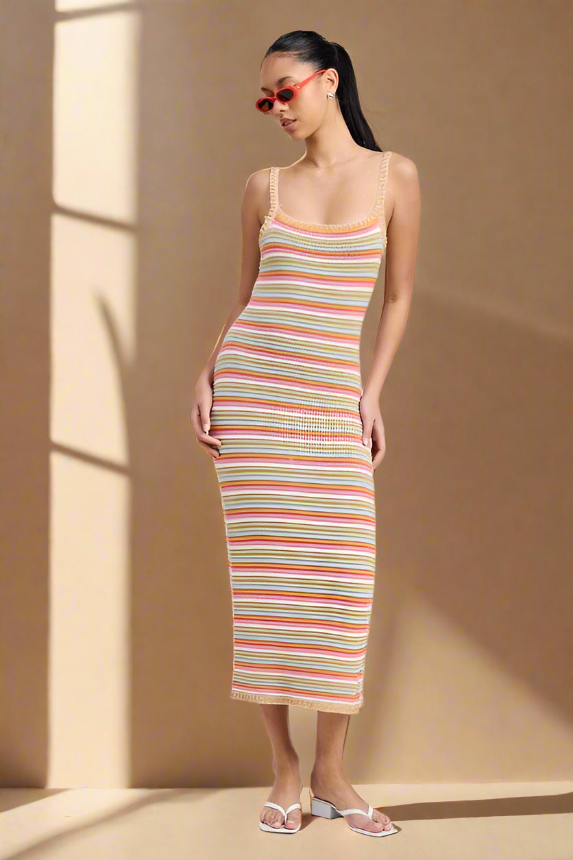 MIDI CROCHET SQAURE NECK DRESS